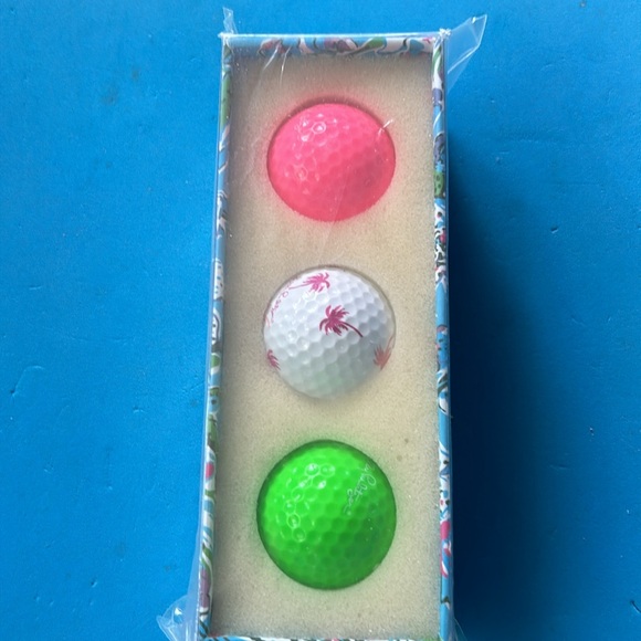 Lily Pulitzer set of three golf balls. Never opened , gift item - Picture 4 of 4